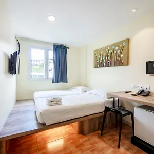 Fragrance - Balestier Hotel