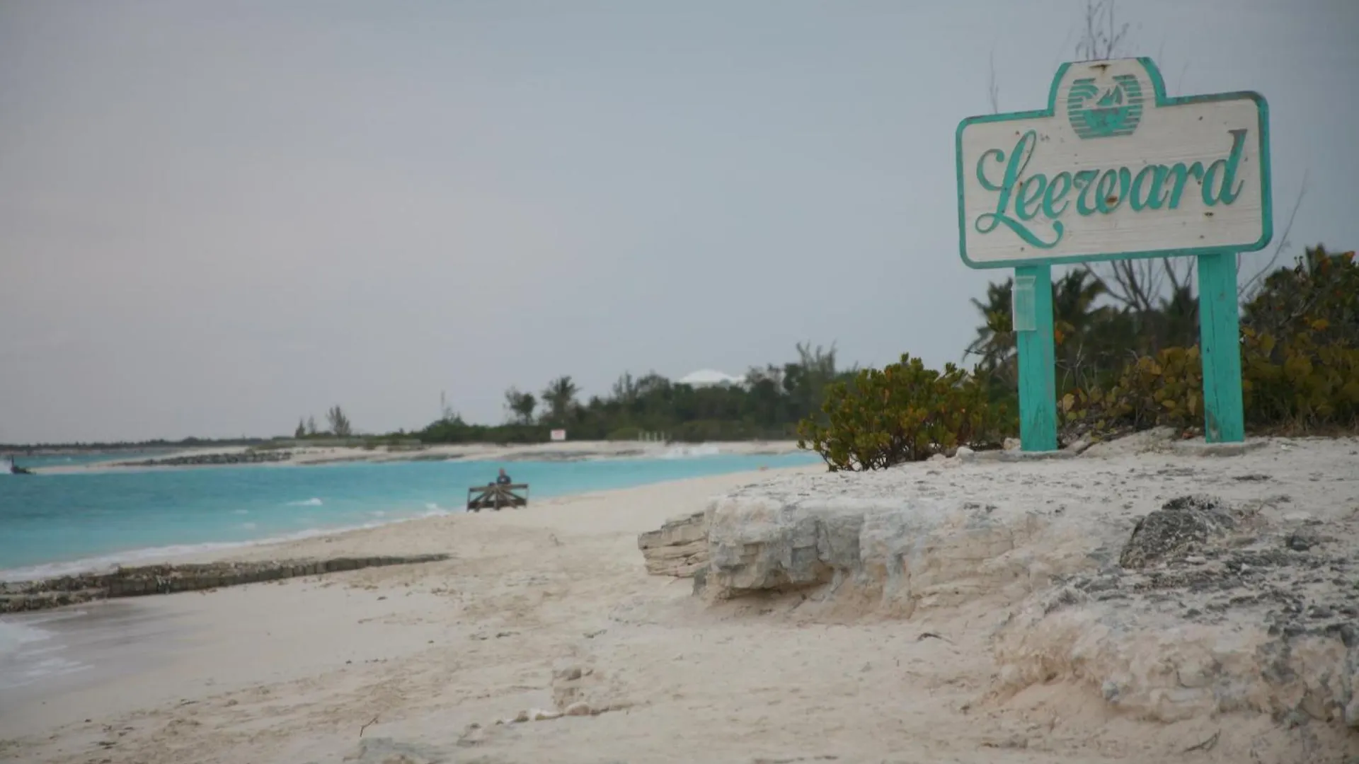 The Atrium Resort غرايس باي