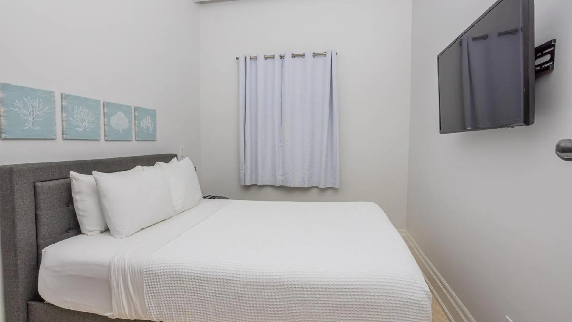 The Atrium Resort غرايس باي 4*,  جزر تركس وكايكوس